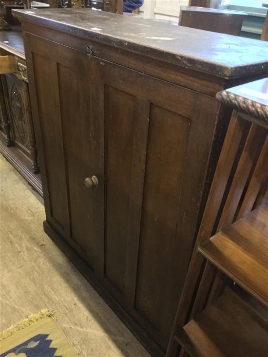 Oak & pine two door cupboard